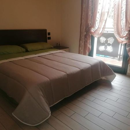 Alloggio Da Virginia Bed and Breakfast Taglio di Po Buitenkant foto